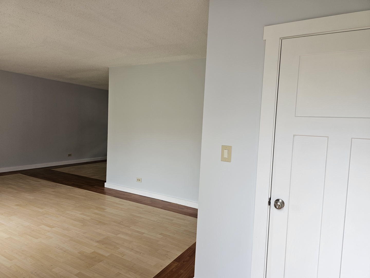 1016 Concord Drive, Bartlett, IL 60103