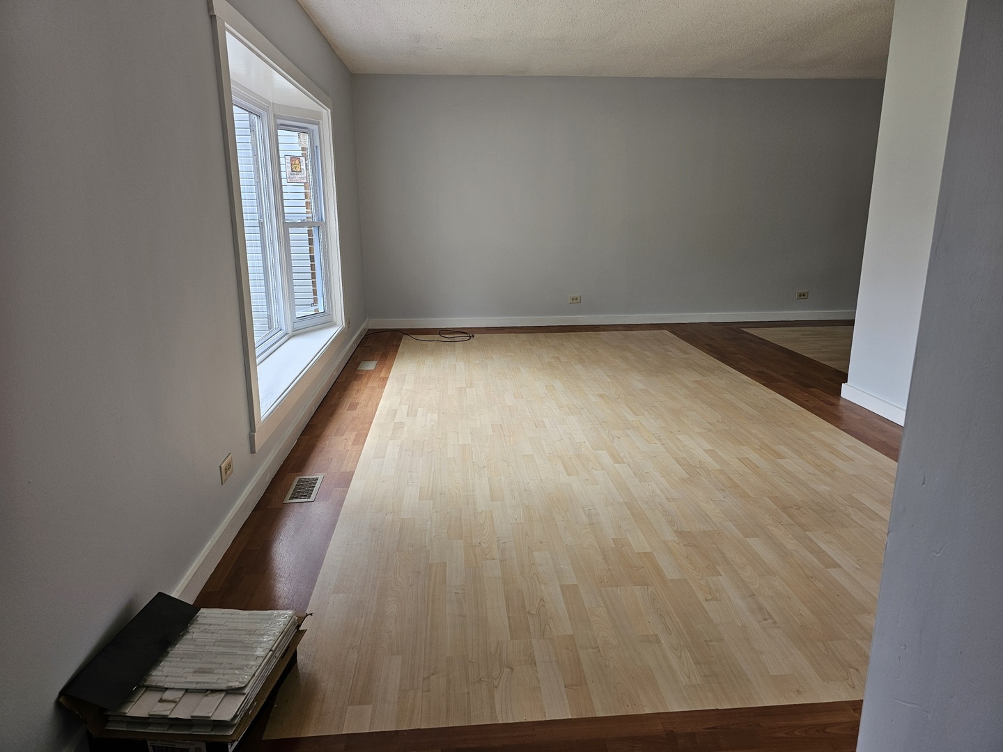 1016 Concord Drive, Bartlett, IL 60103