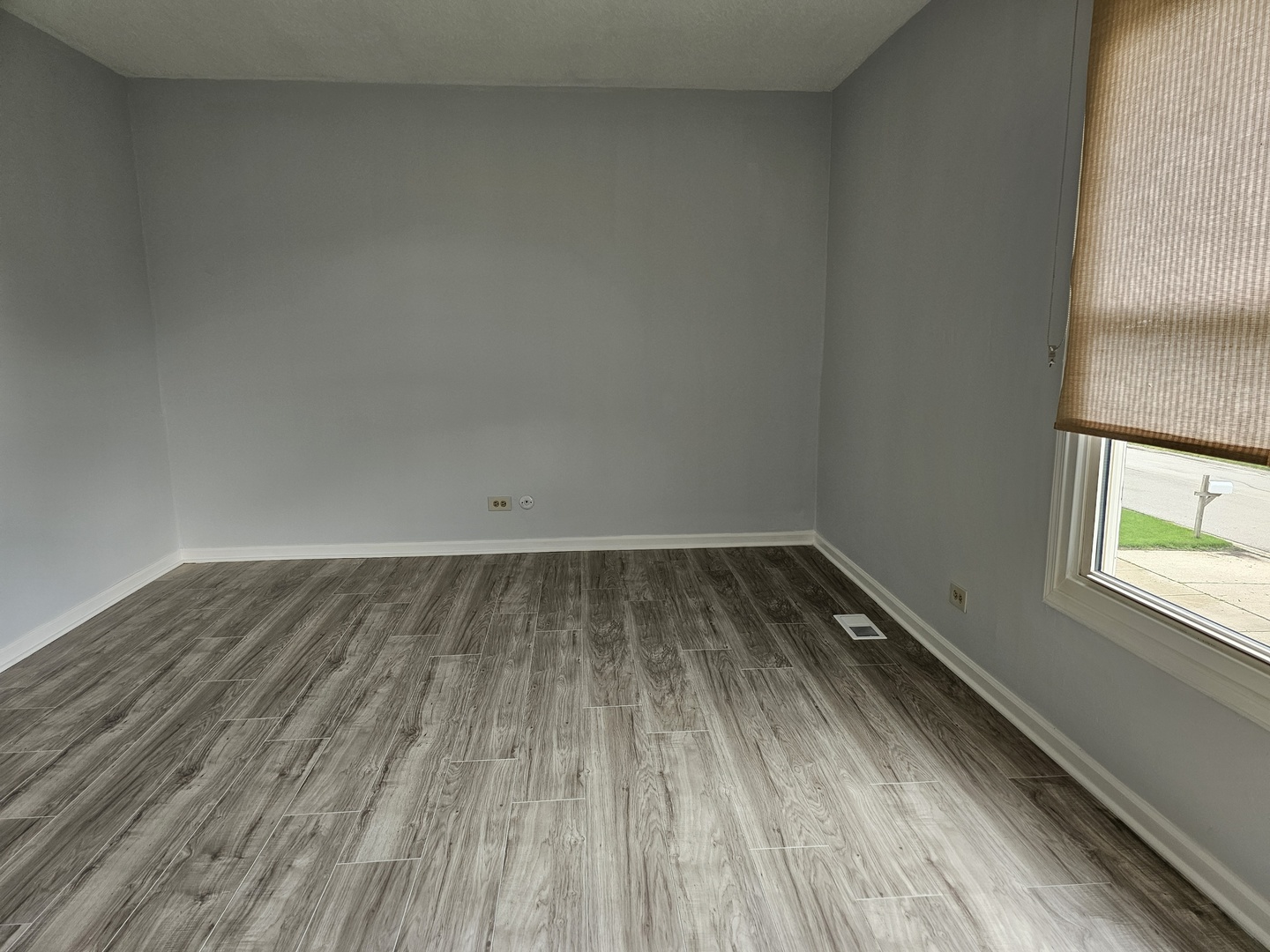 1016 Concord Drive, Bartlett, IL 60103