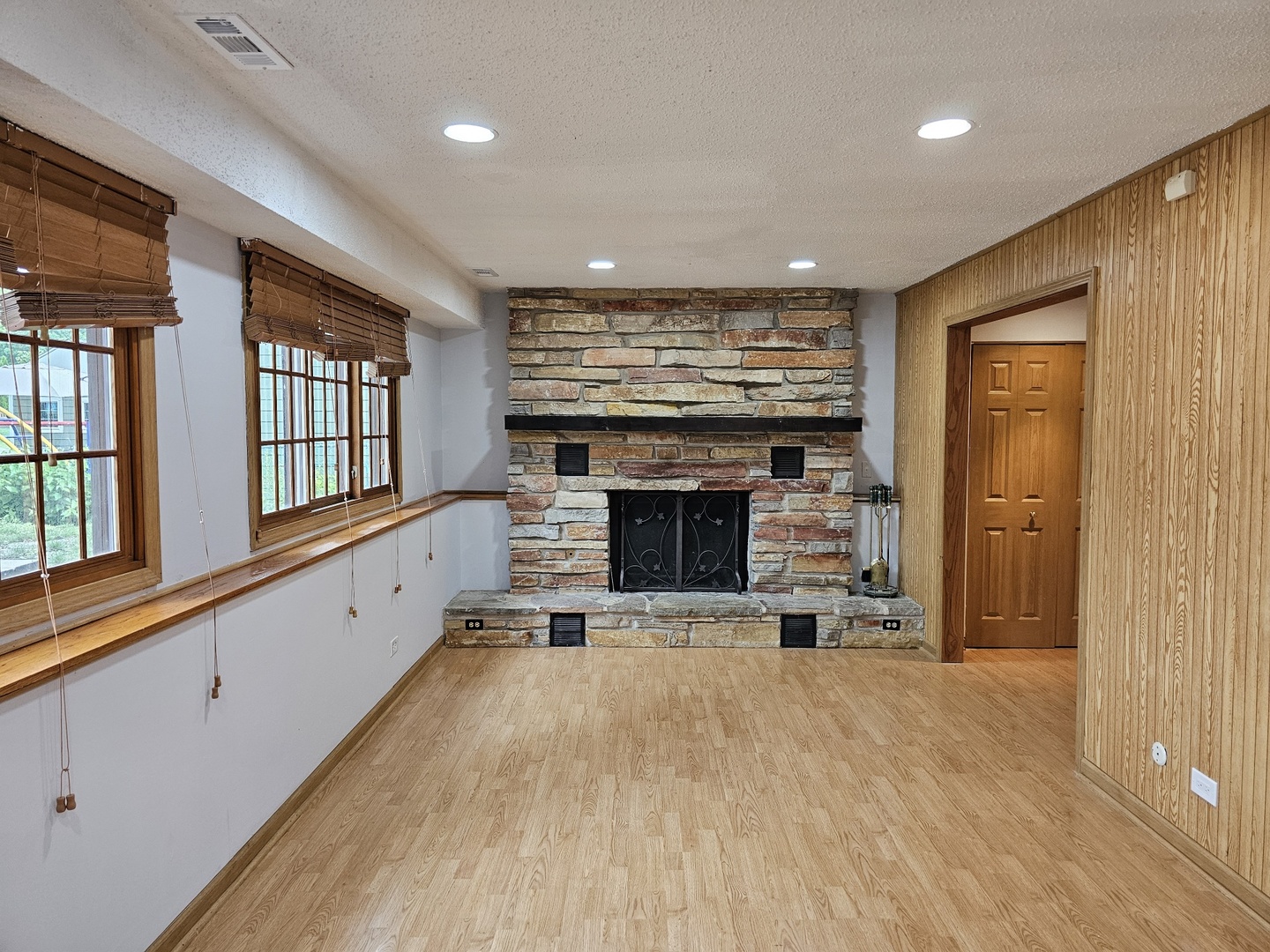 1016 Concord Drive, Bartlett, IL 60103