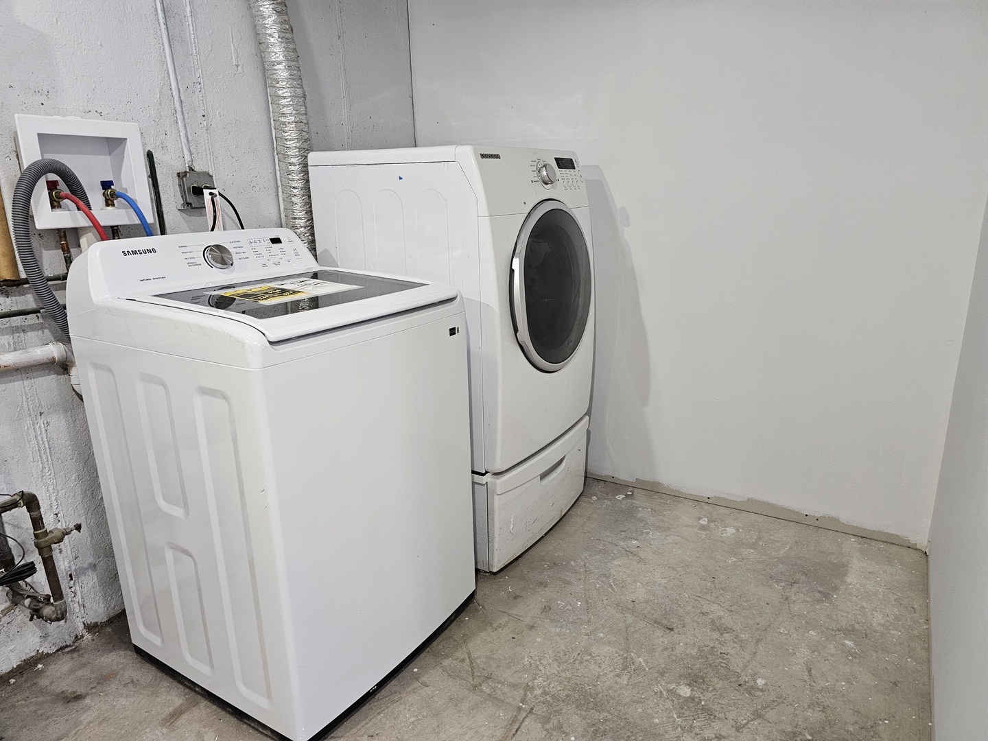 1016 Concord Drive, Bartlett, IL 60103