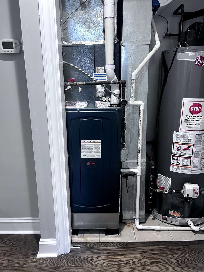 2254 W Arthur Avenue #1051A, Chicago, IL 60645