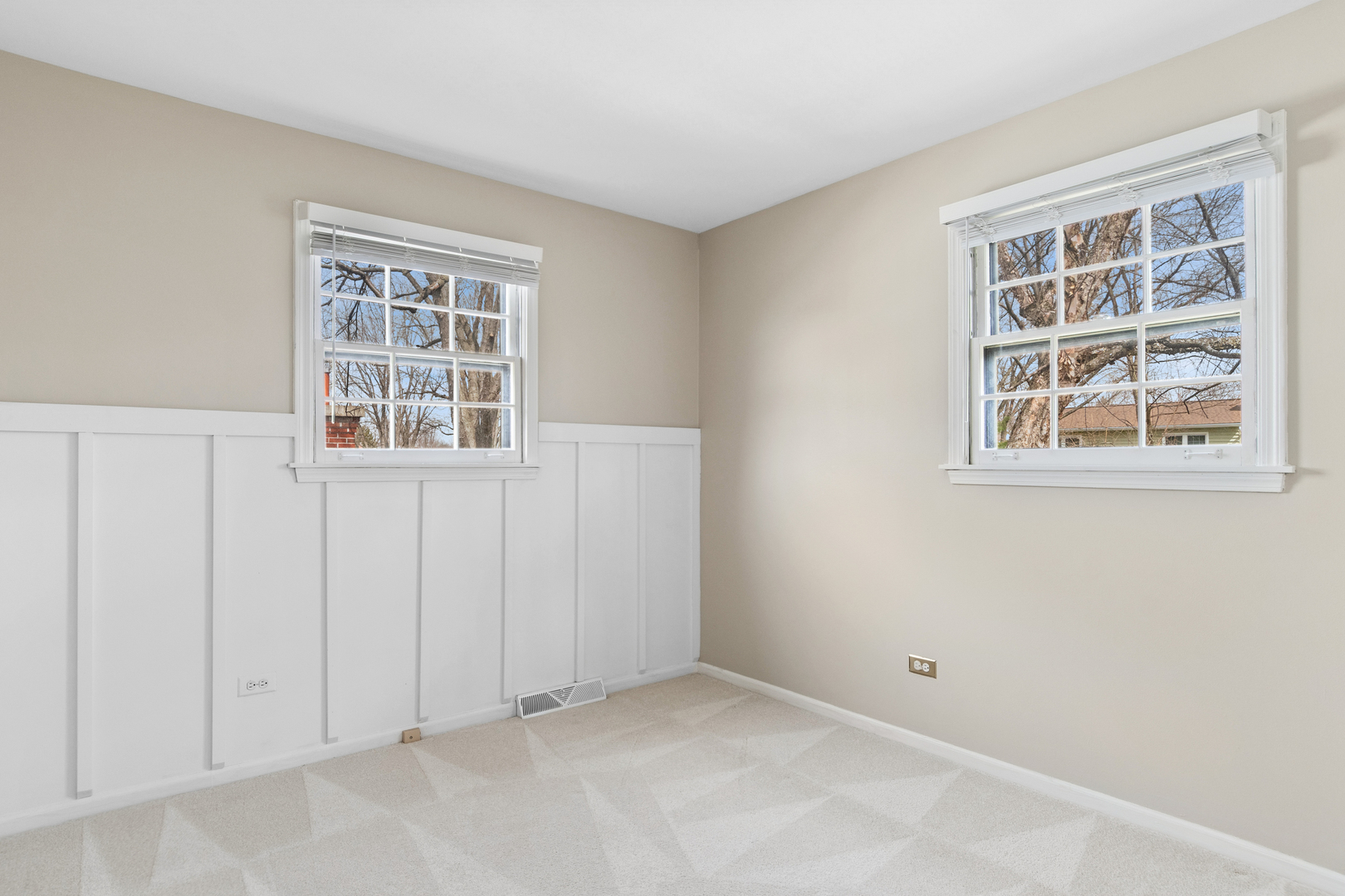 1620 Fairway Lane, Naperville, IL 60565