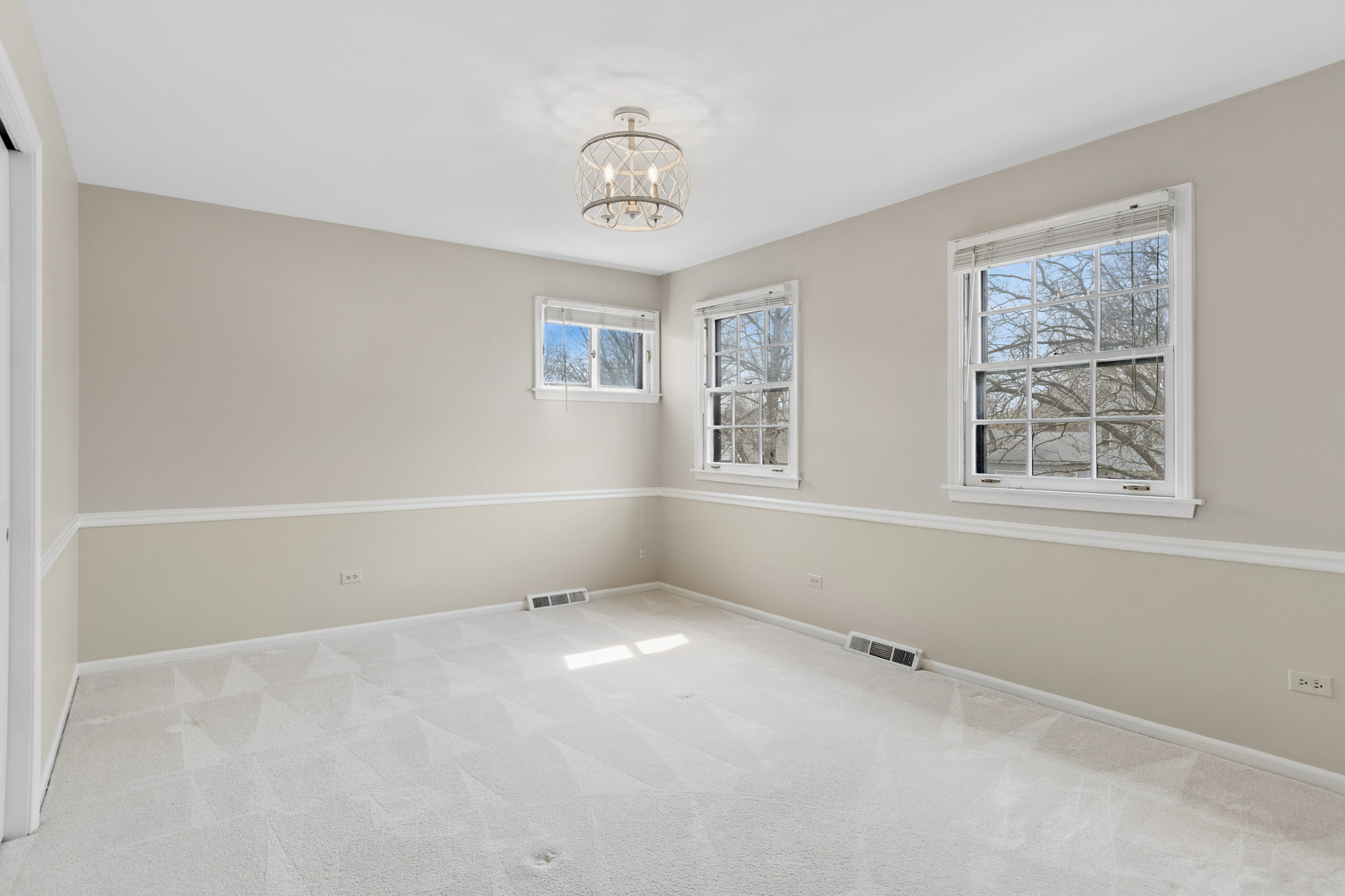 1620 Fairway Lane, Naperville, IL 60565