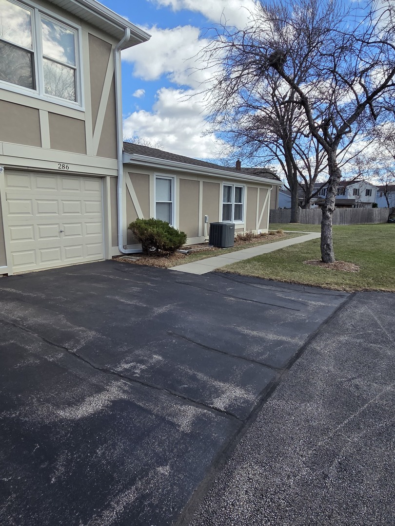 286 Nantucket Harbor #286, Schaumburg, IL 60193