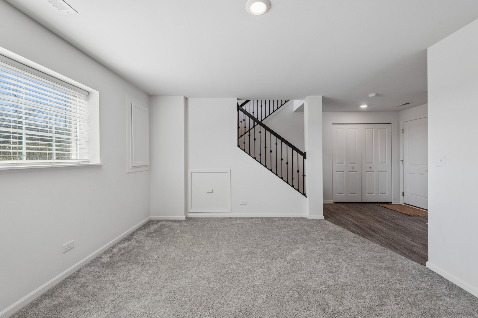 511 Cimmaron Circle, Crystal Lake, IL 60012