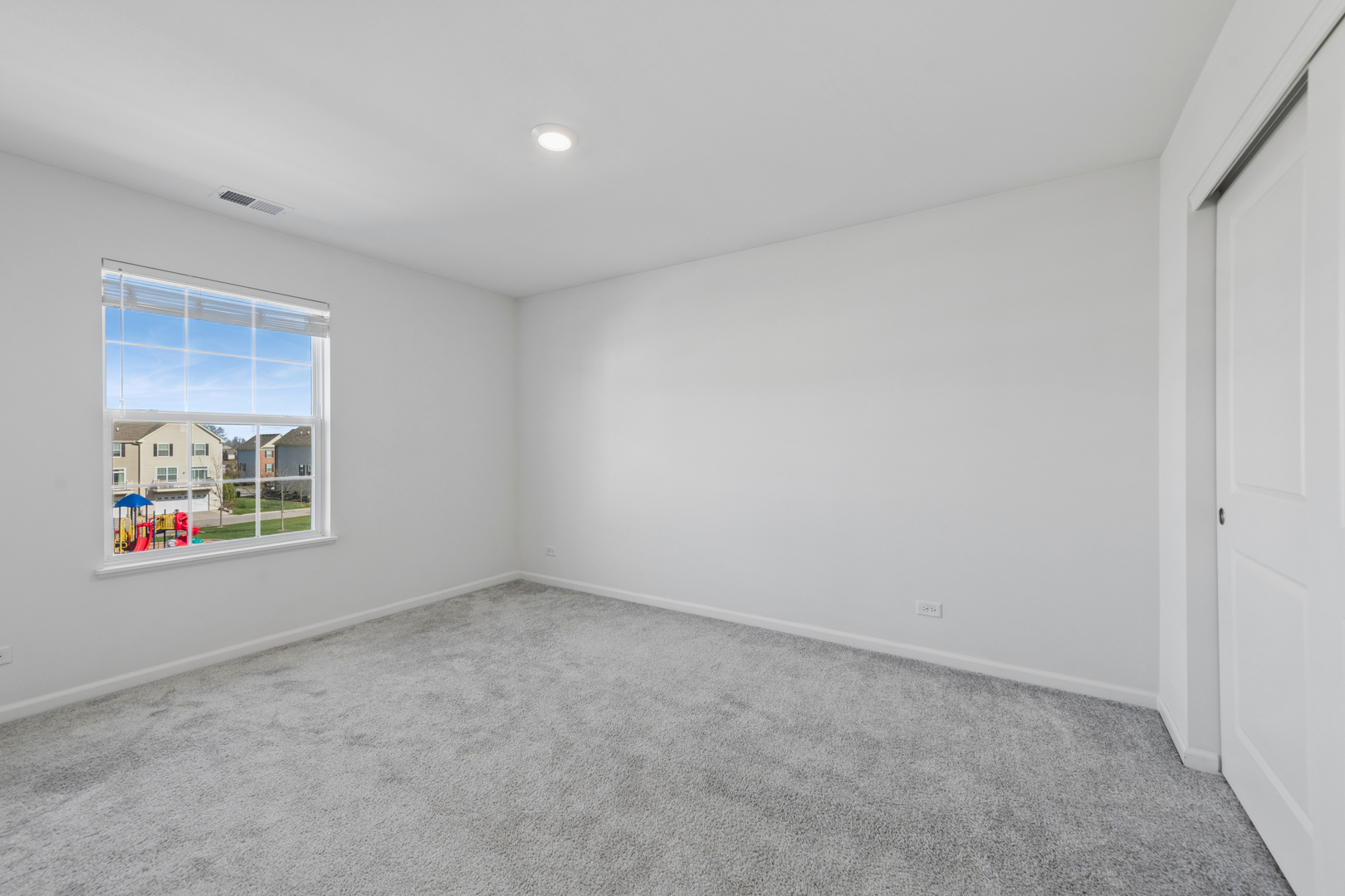 511 Cimmaron Circle, Crystal Lake, IL 60012