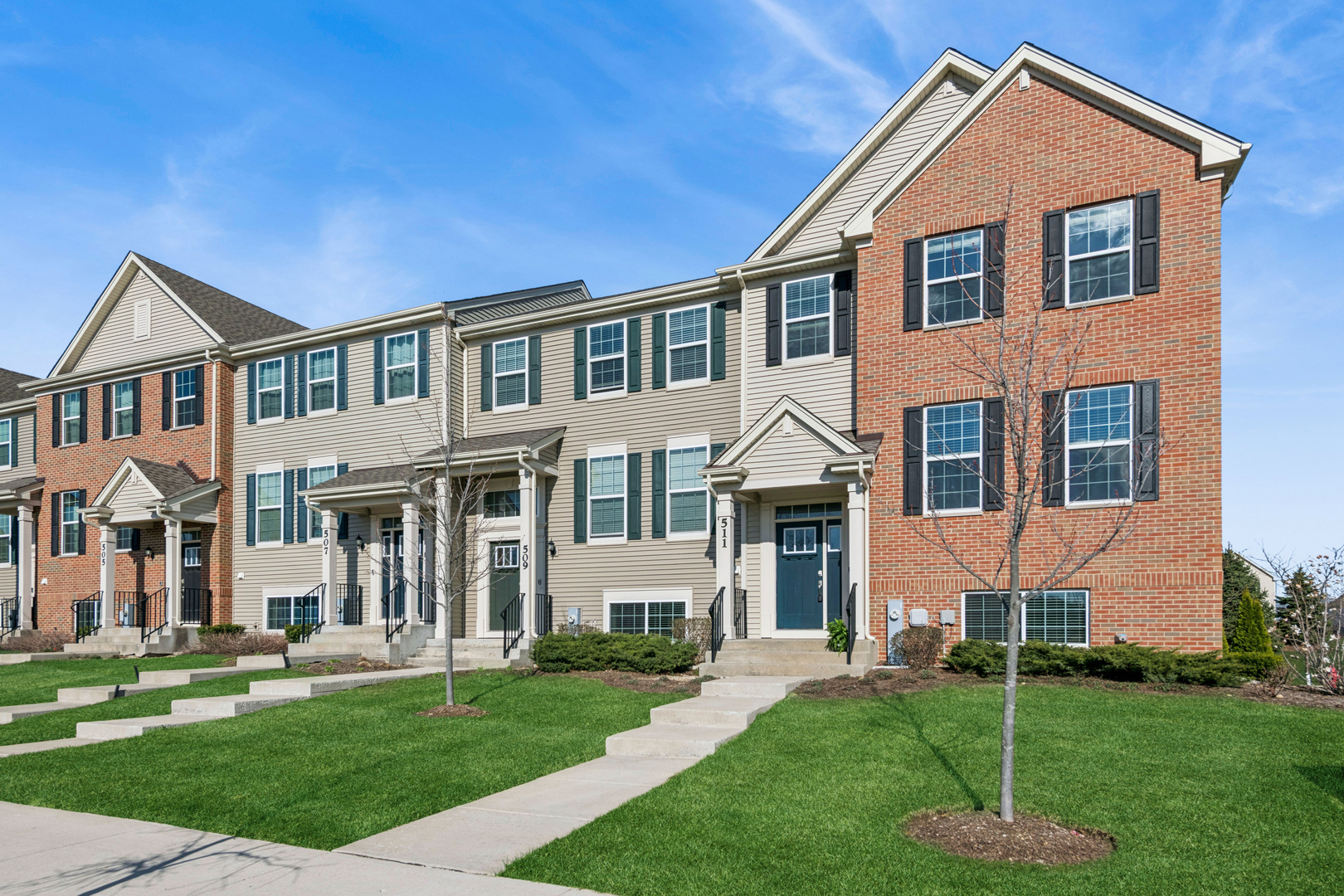 511 Cimmaron Circle, Crystal Lake, IL 60012