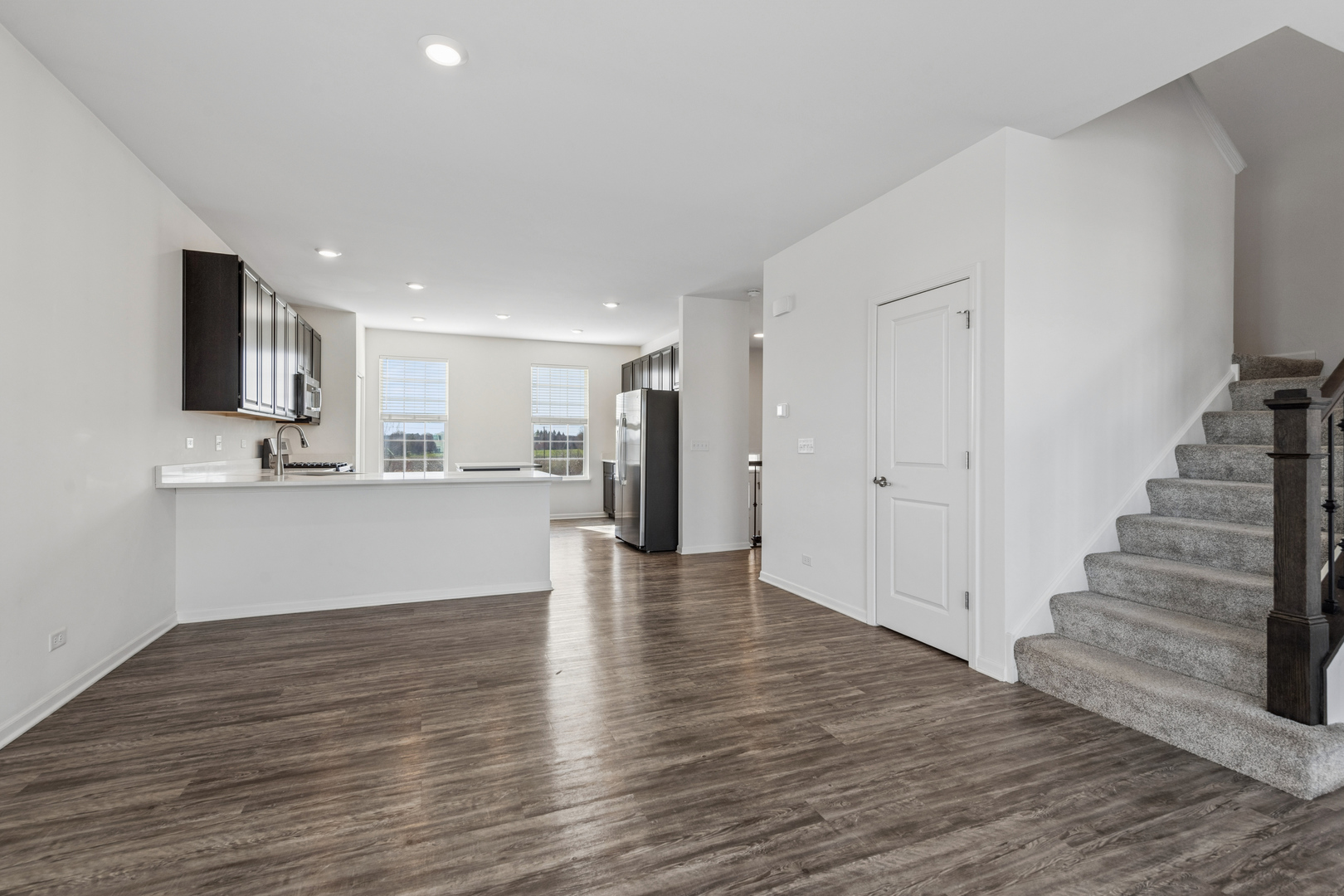 511 Cimmaron Circle, Crystal Lake, IL 60012