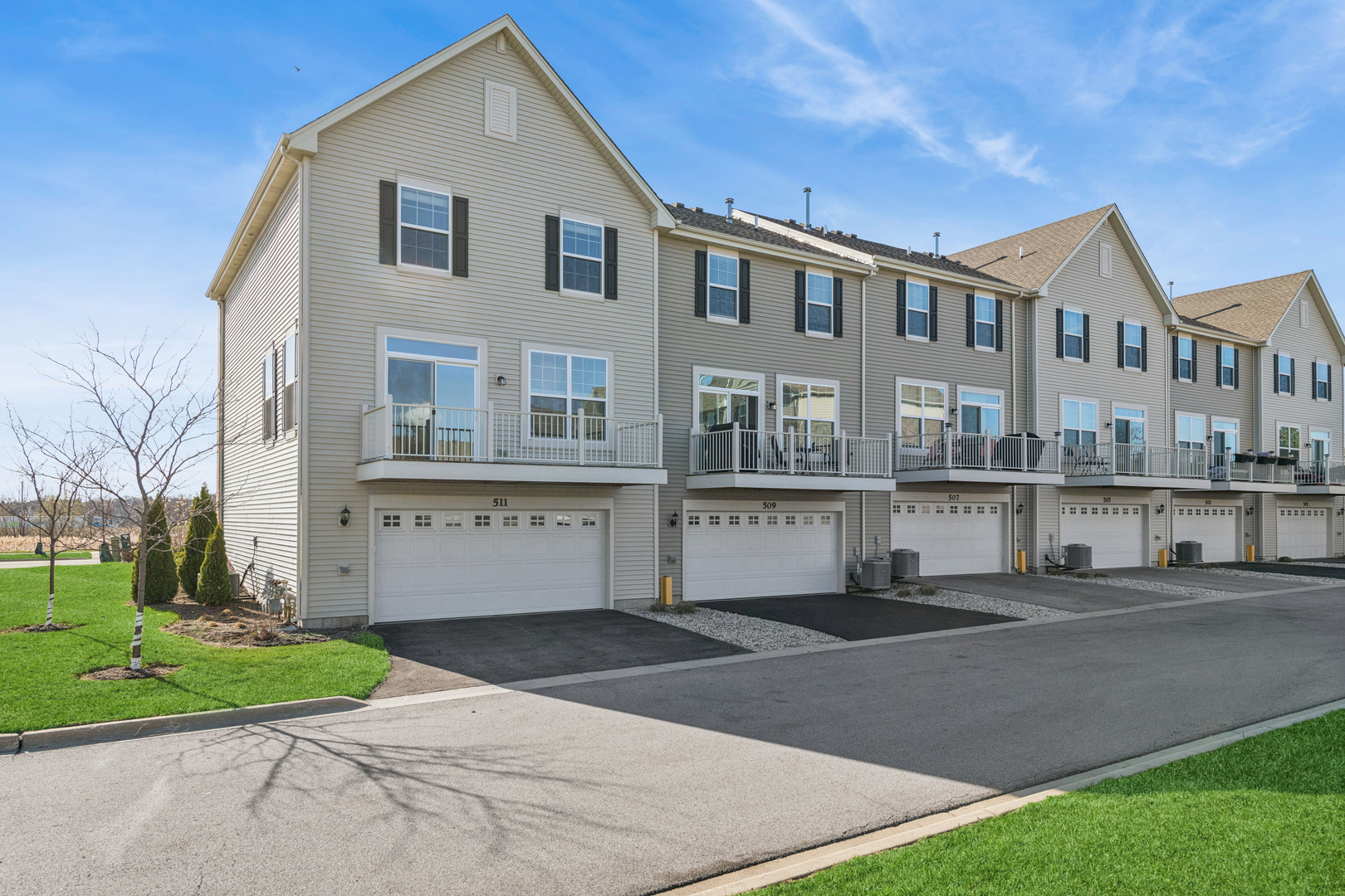 511 Cimmaron Circle, Crystal Lake, IL 60012