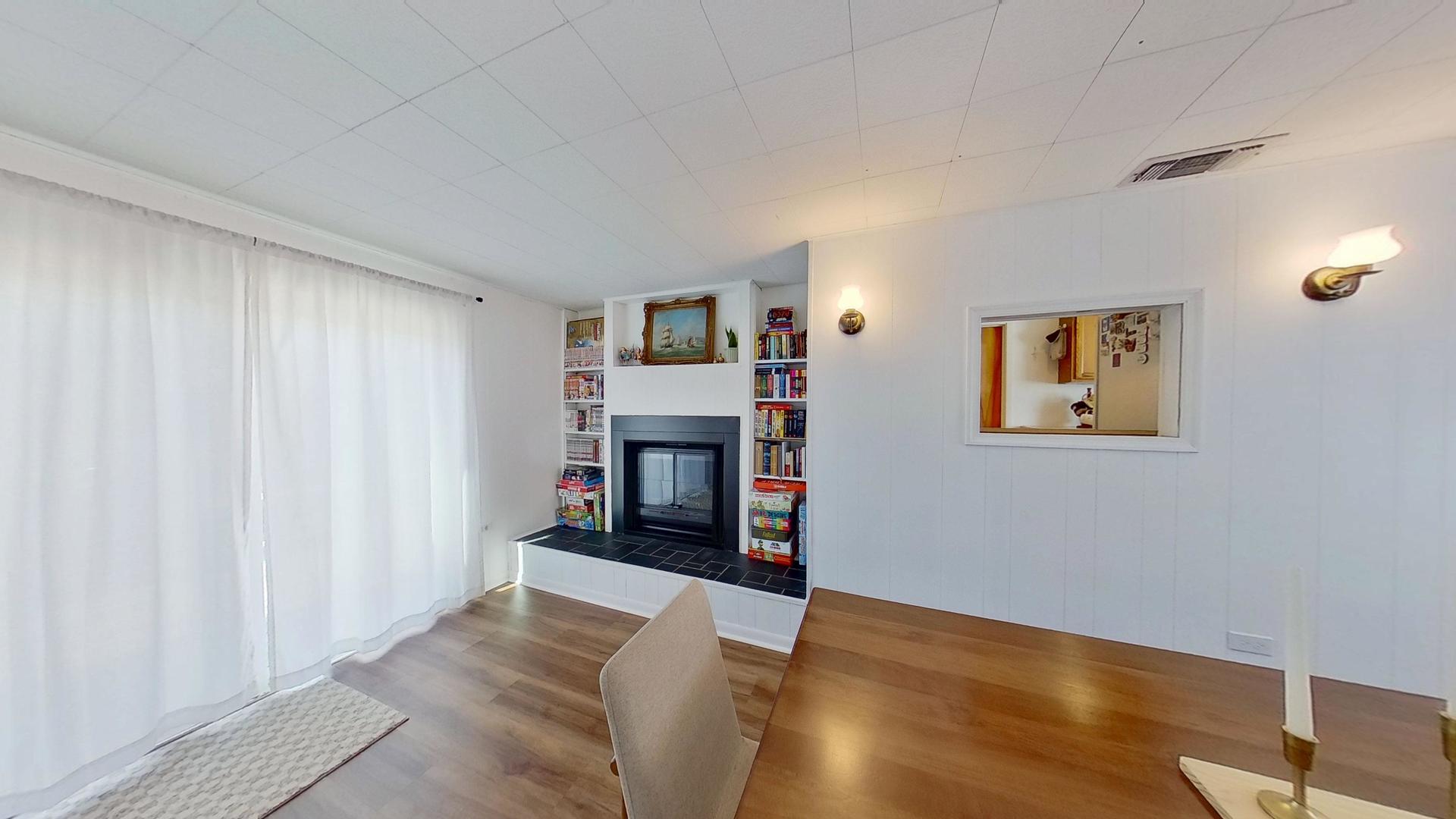 446 N Main Street, Lombard, IL 60148