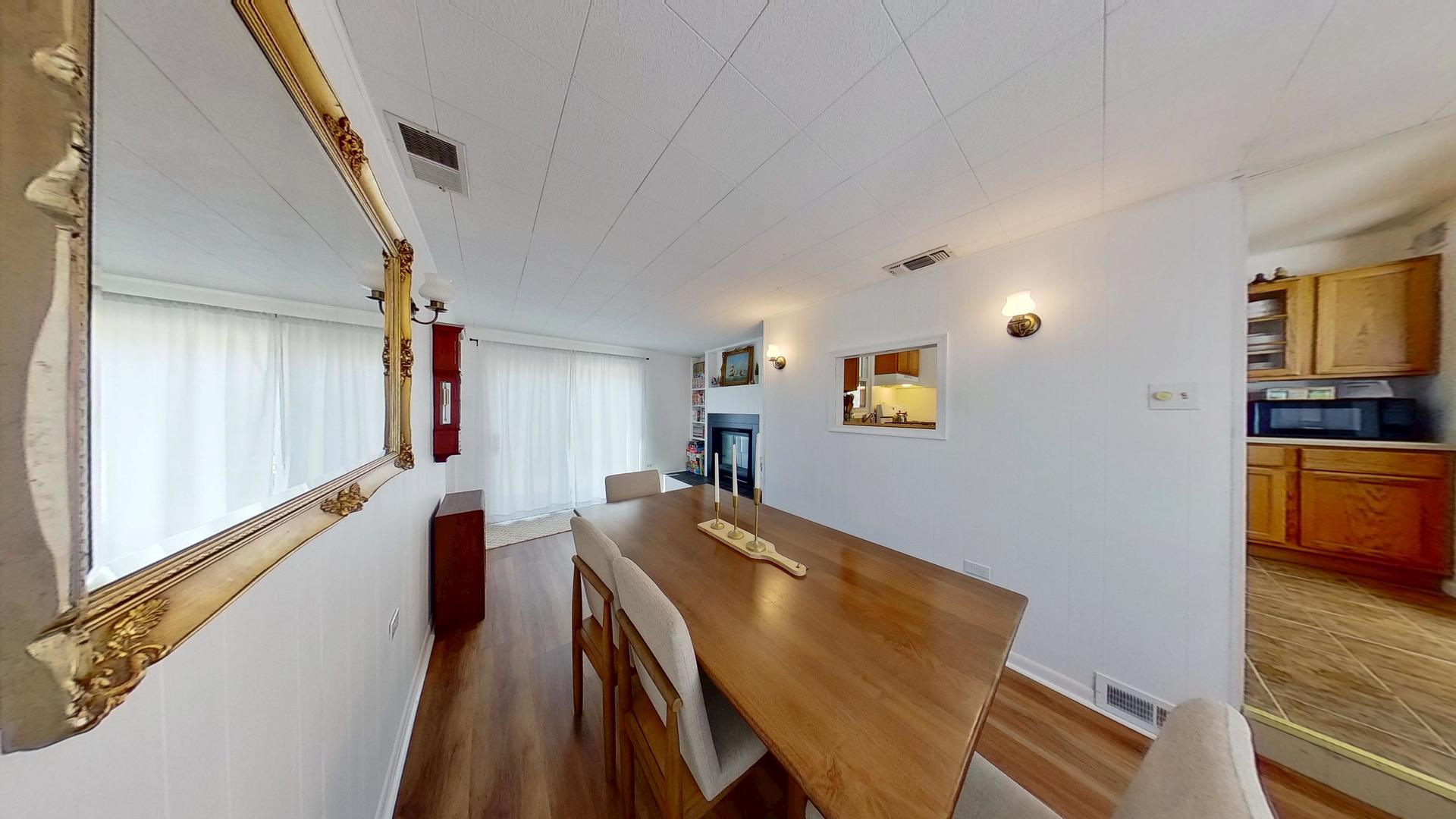 446 N Main Street, Lombard, IL 60148