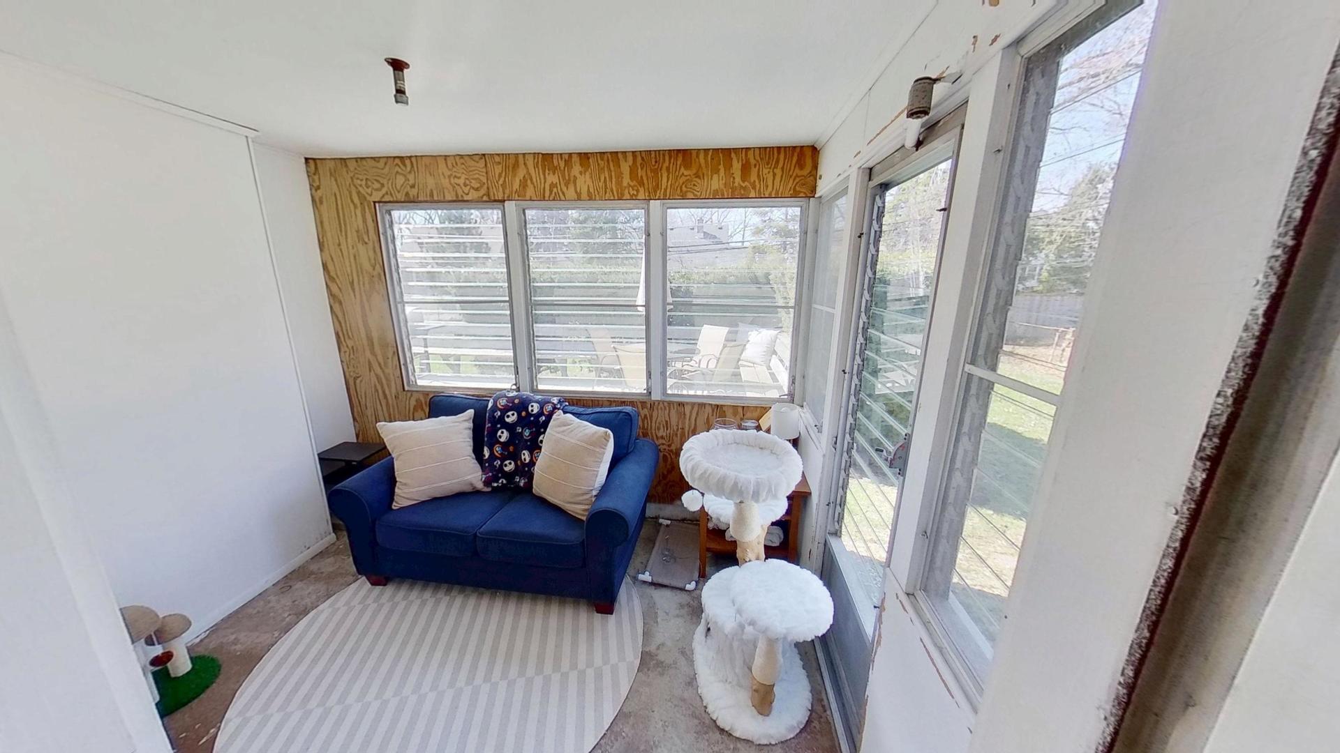 446 N Main Street, Lombard, IL 60148