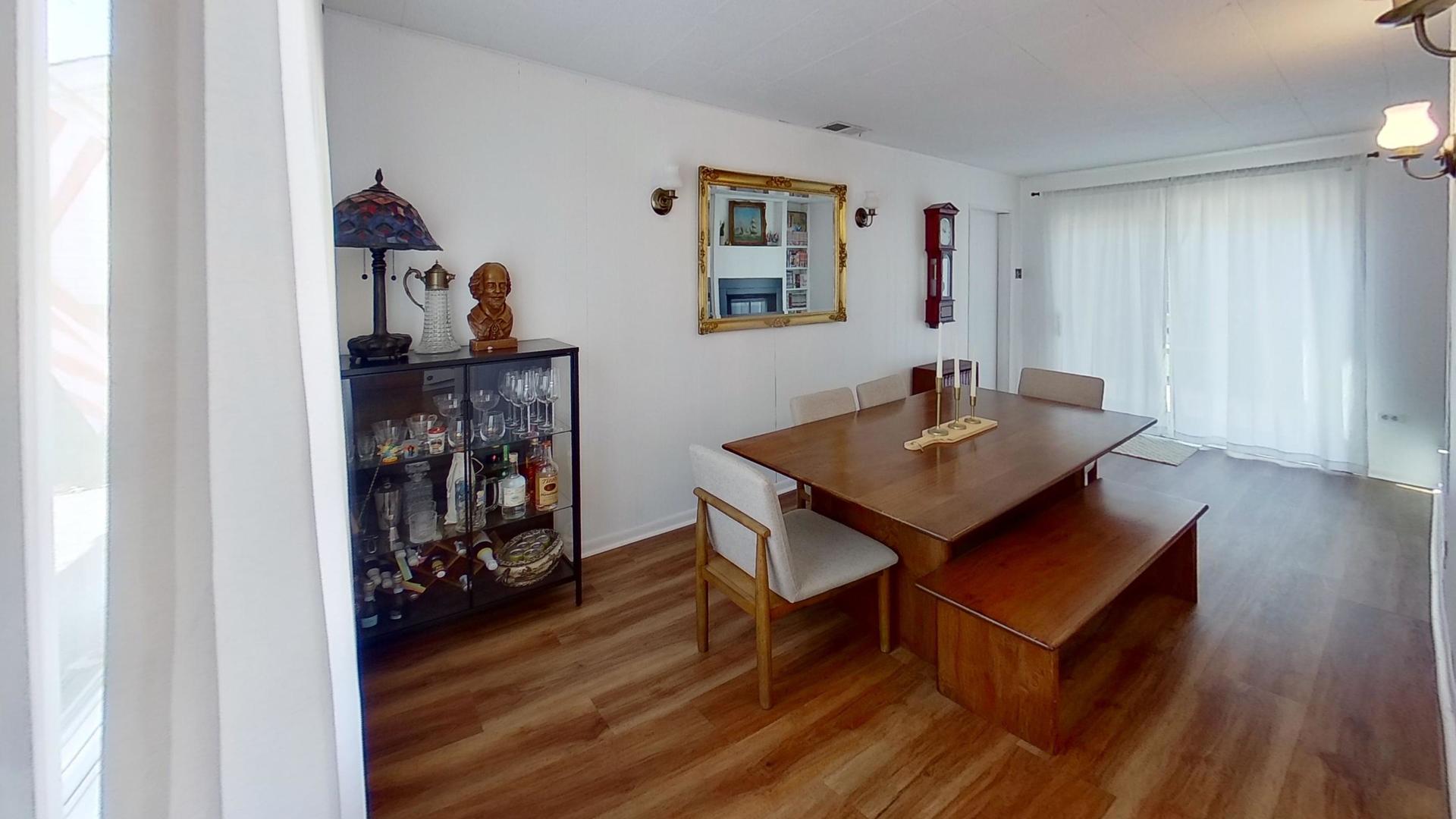 446 N Main Street, Lombard, IL 60148