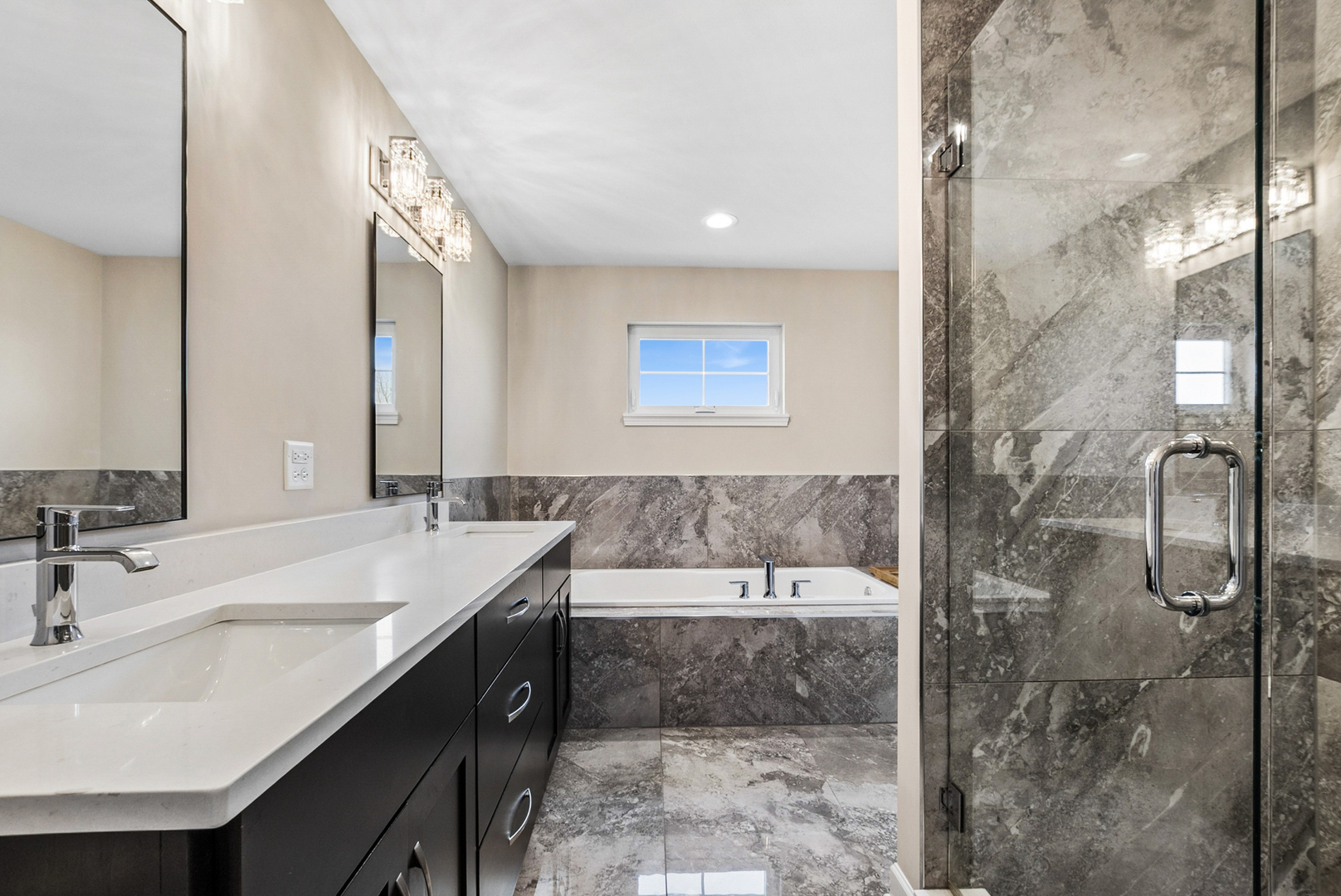 14256 Lacey Drive, Lemont, IL 60439