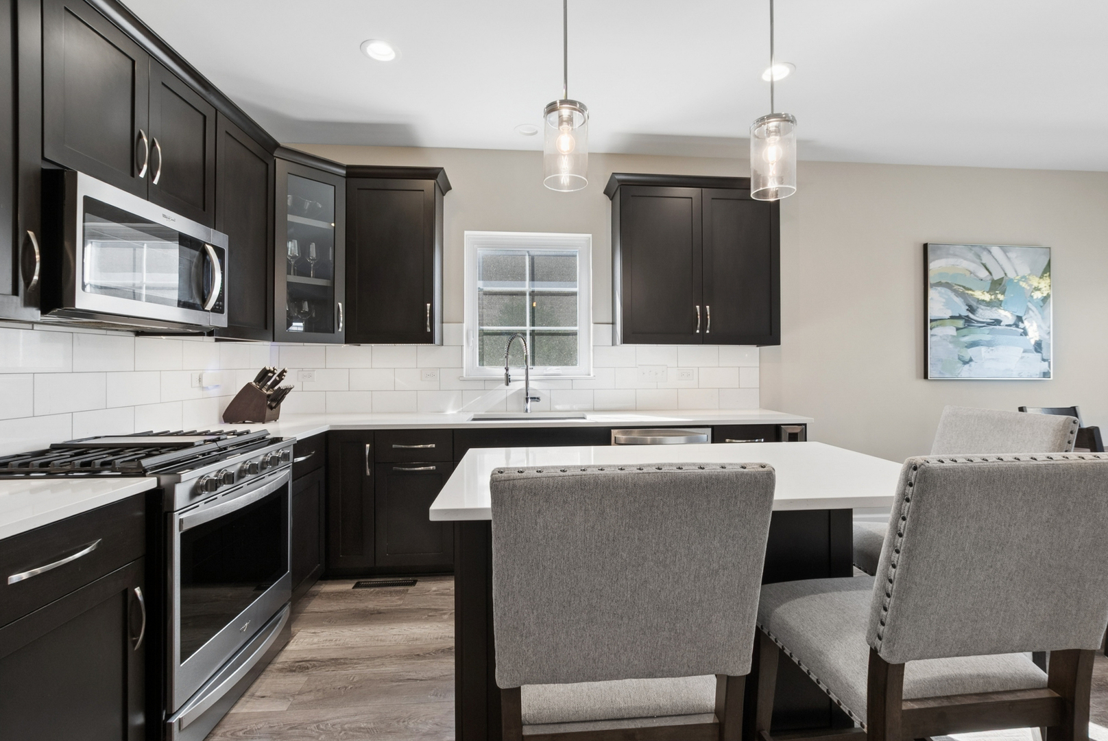 14256 Lacey Drive, Lemont, IL 60439