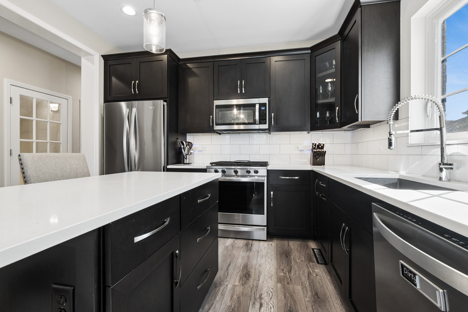 14256 Lacey Drive, Lemont, IL 60439