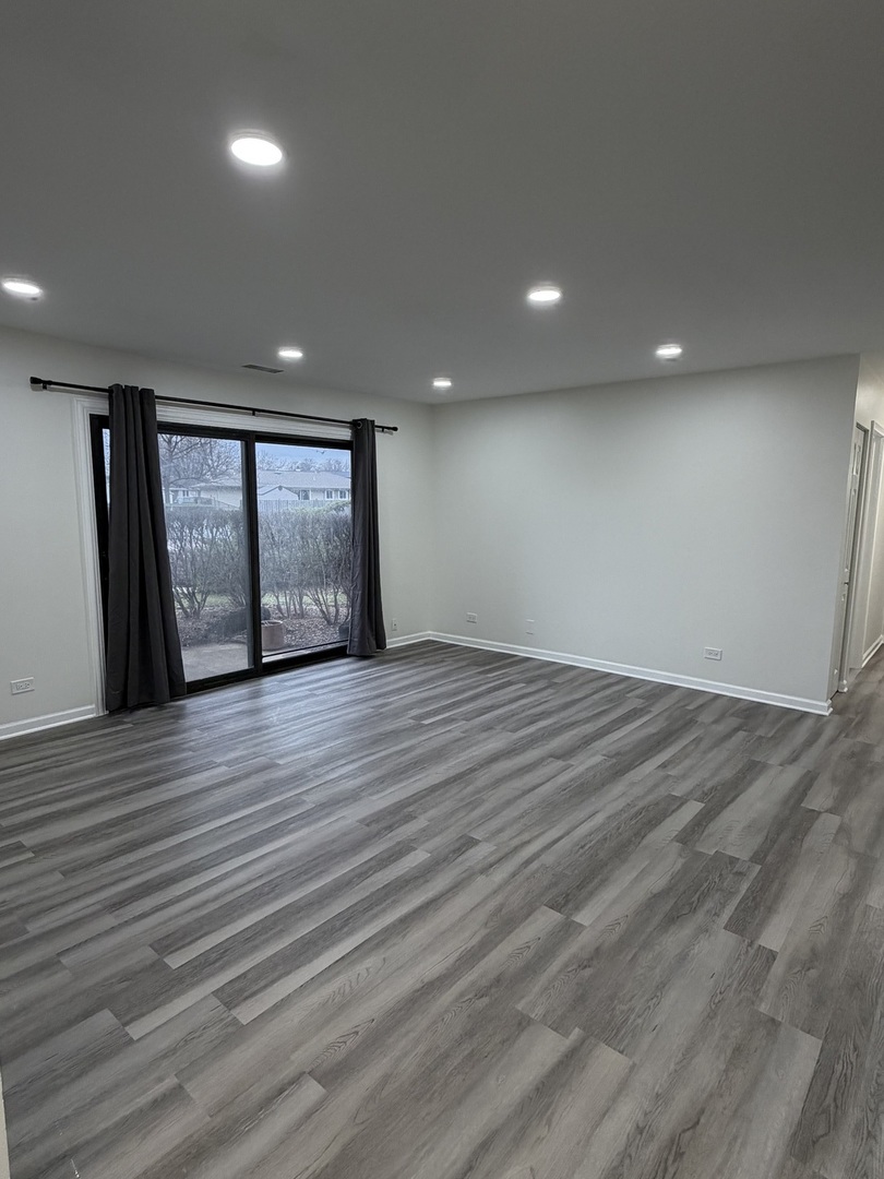 635 Limerick Lane #1A, Schaumburg, IL 60193