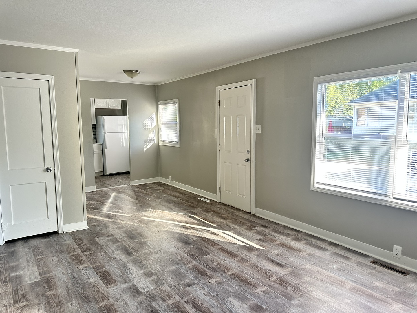 1061 Cottage Place, Joliet, IL 60436