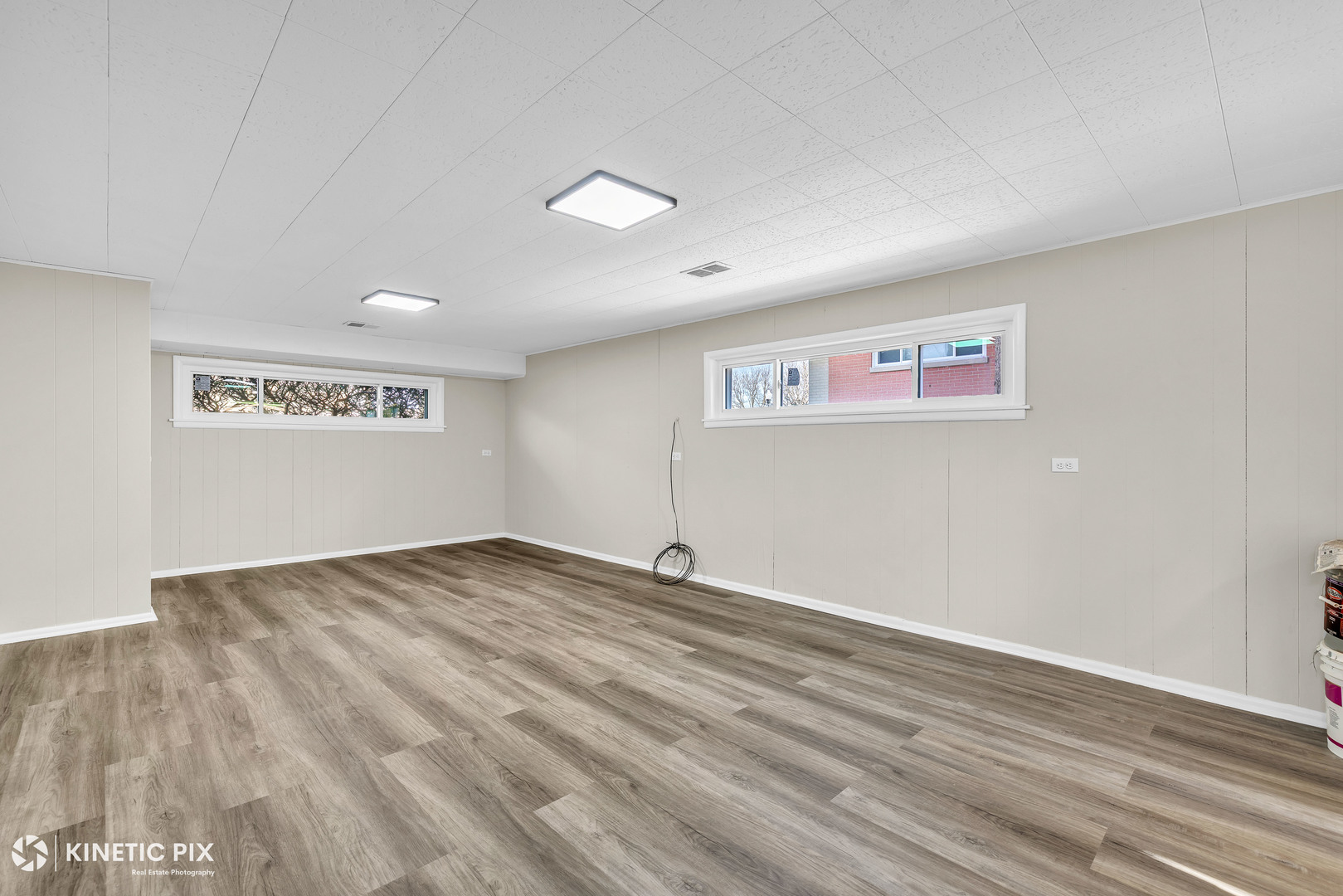 11011 W Roosevelt Road, Westchester, IL 60154