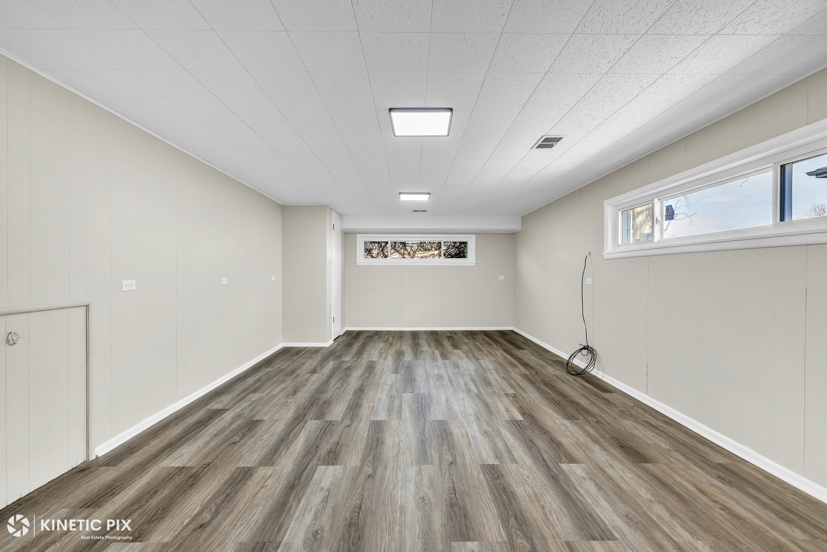 11011 W Roosevelt Road, Westchester, IL 60154