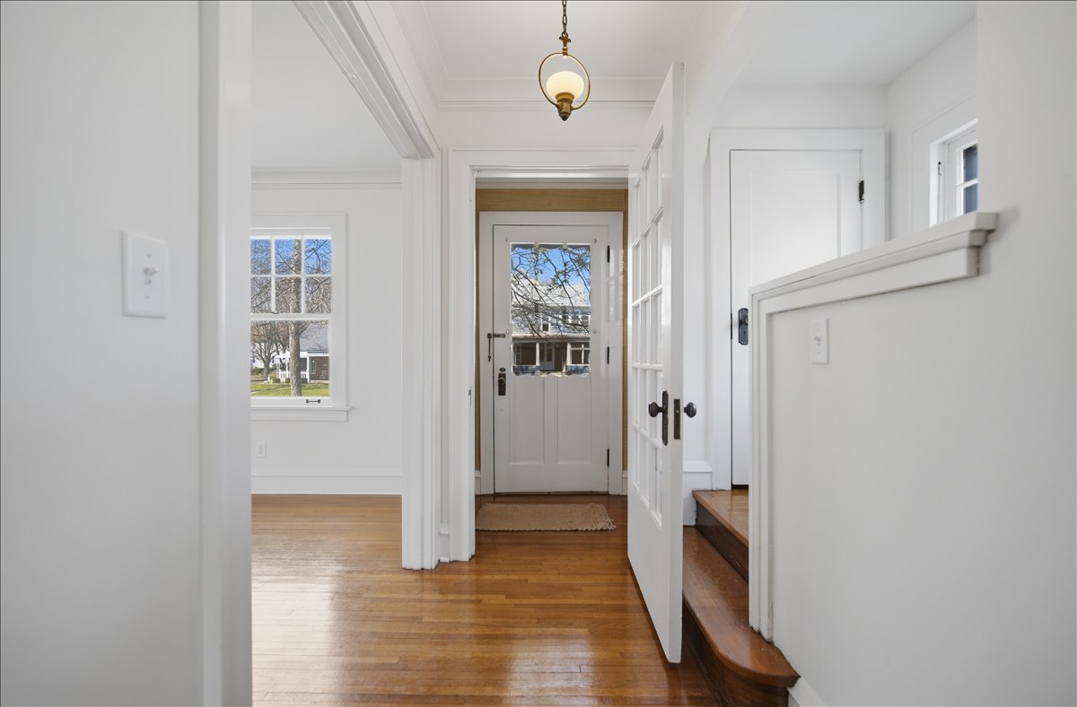 503 E Chestnut Street, Bloomington, IL 61701