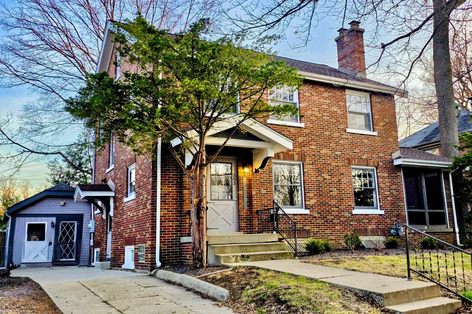 503 E Chestnut Street, Bloomington, IL 61701