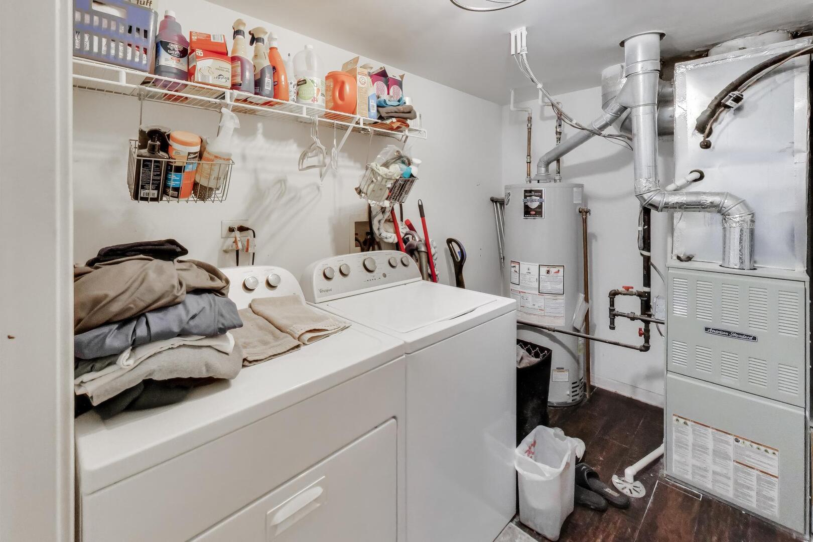 2325 Georgetown Circle, Aurora, IL 60503