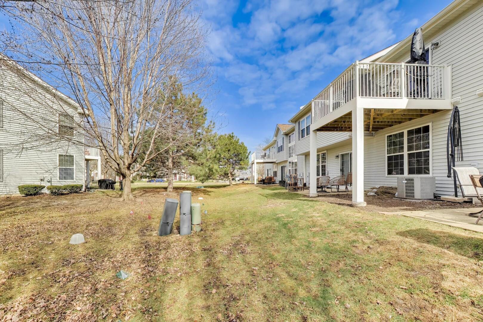 2325 Georgetown Circle, Aurora, IL 60503