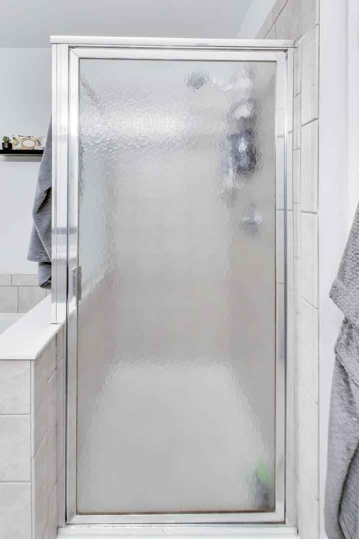 2325 Georgetown Circle, Aurora, IL 60503