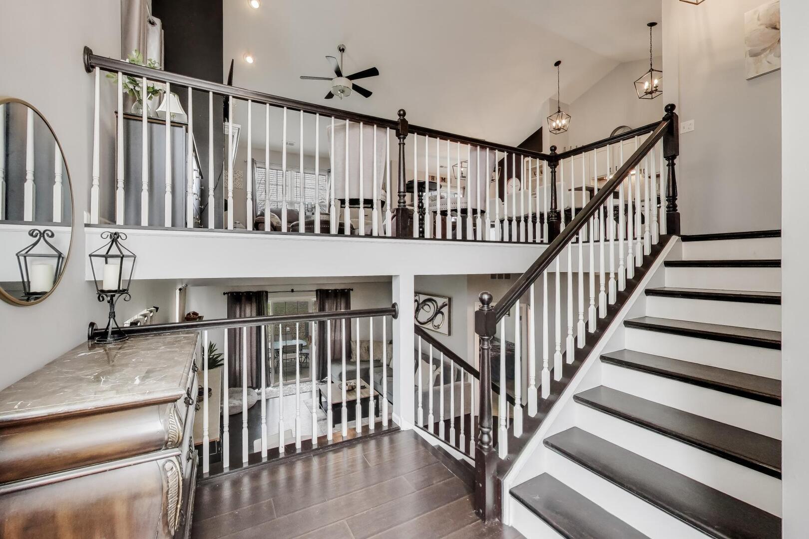 2325 Georgetown Circle, Aurora, IL 60503