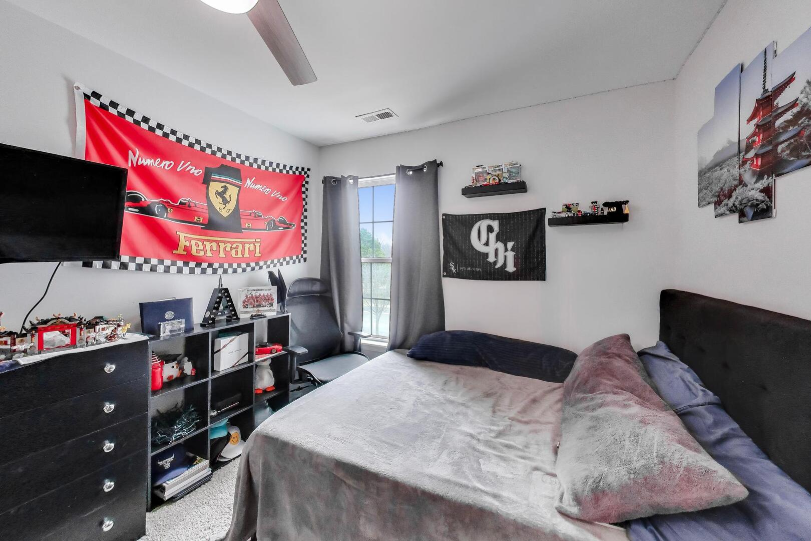 2325 Georgetown Circle, Aurora, IL 60503