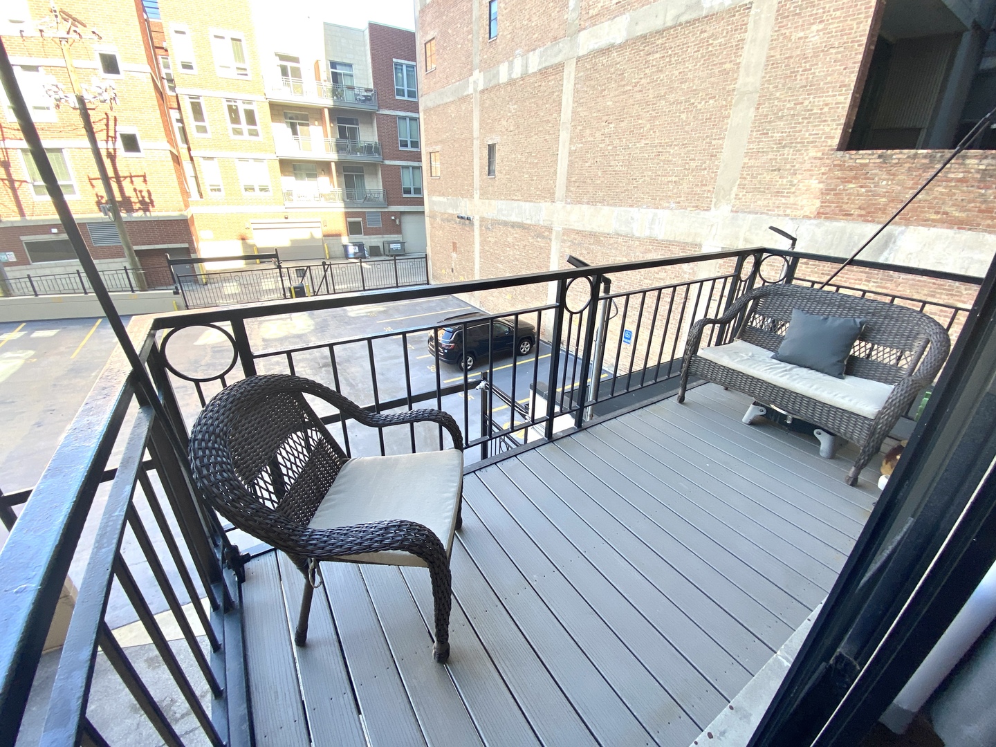 1250 W Van Buren Street #208, Chicago, IL 60607