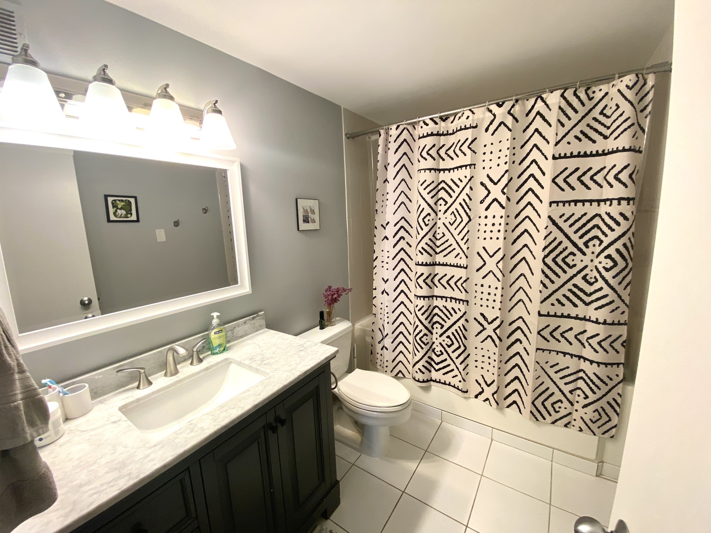 1250 W Van Buren Street #208, Chicago, IL 60607