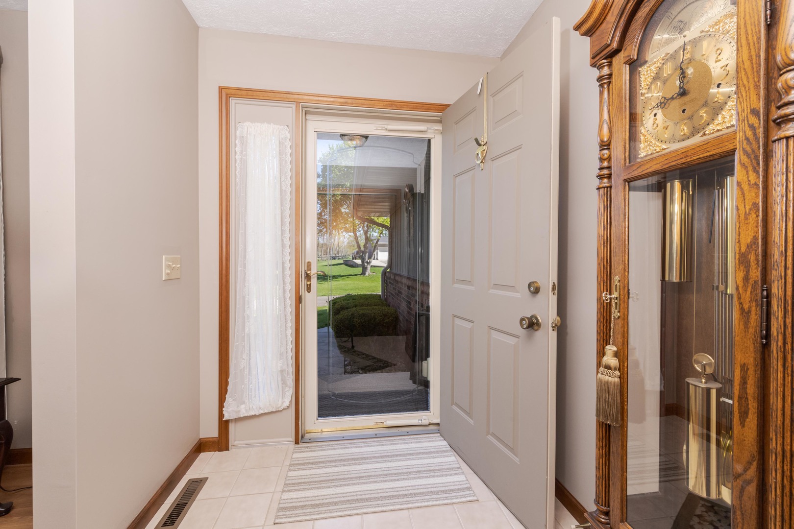 9305 Regal Court, Bloomington, IL 61705