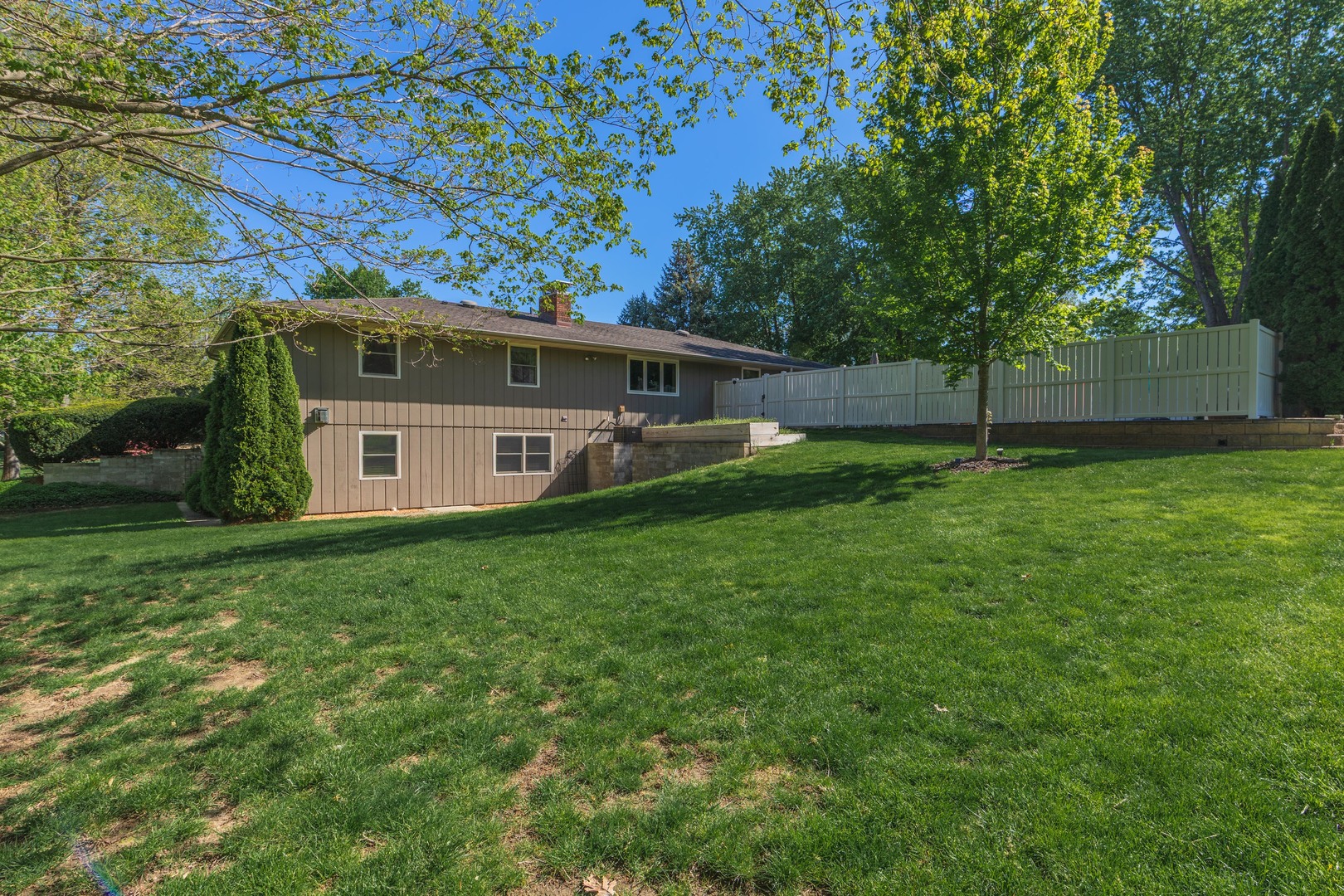 9305 Regal Court, Bloomington, IL 61705