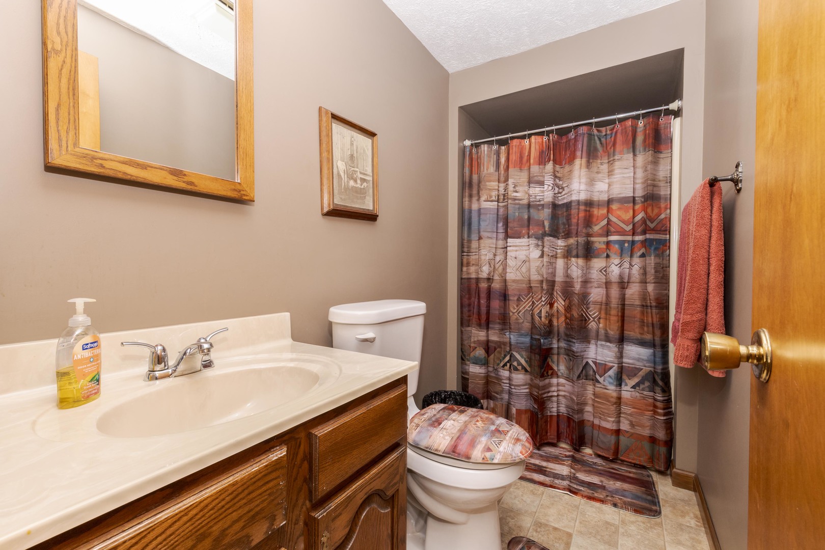 9305 Regal Court, Bloomington, IL 61705