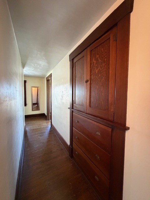 915 E Emery Road, Maroa, IL 61756