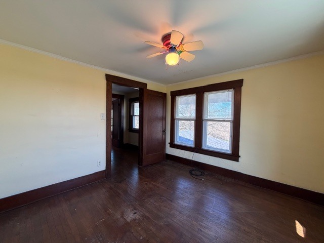 915 E Emery Road, Maroa, IL 61756