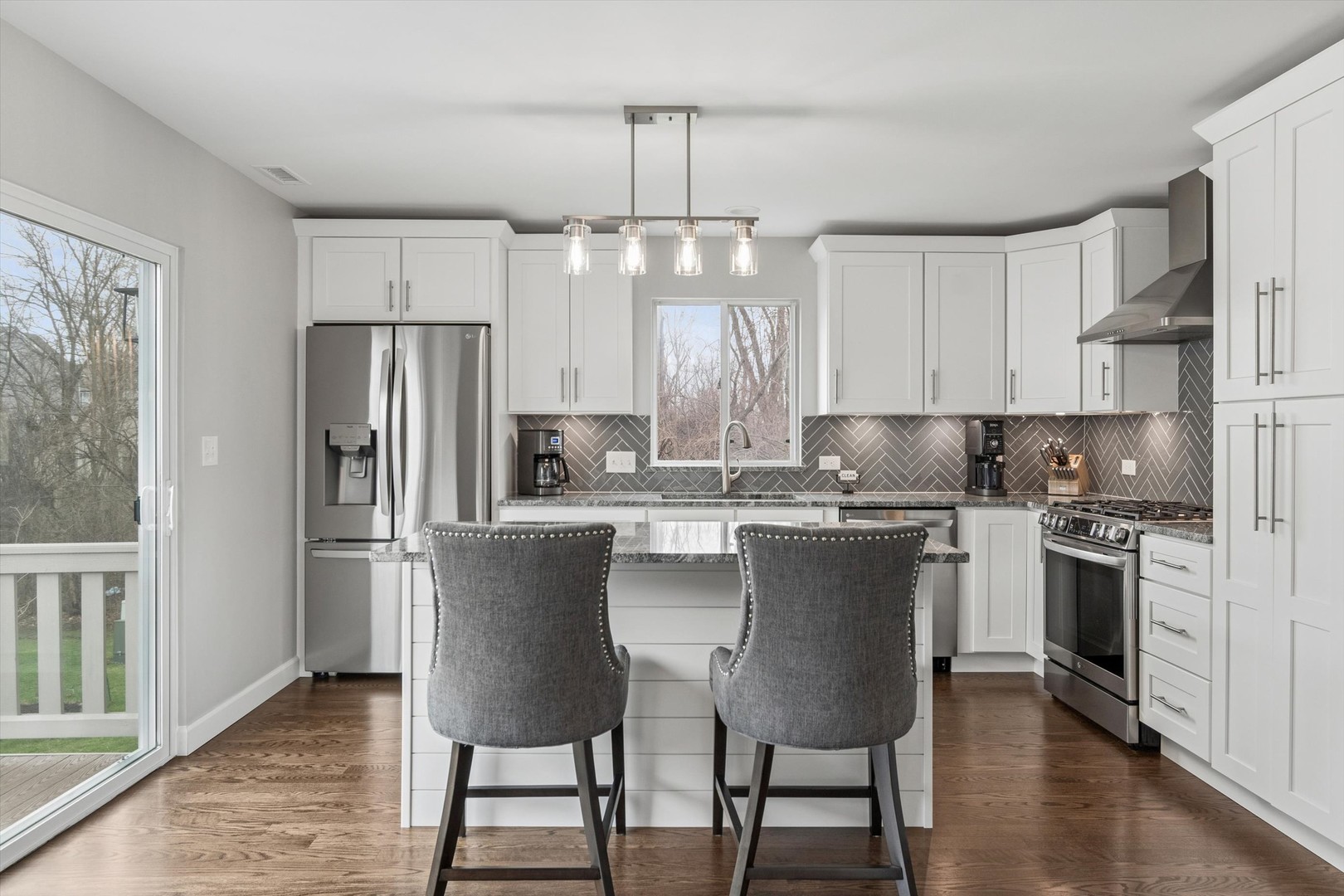 2779 Woodmere Drive #2779, Darien, IL 60561