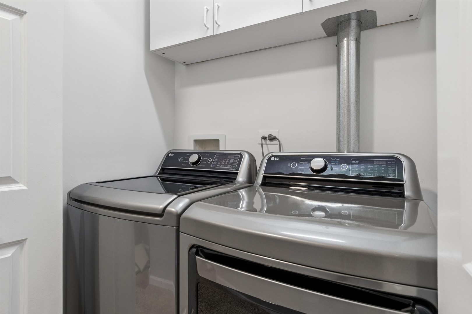 2779 Woodmere Drive #2779, Darien, IL 60561