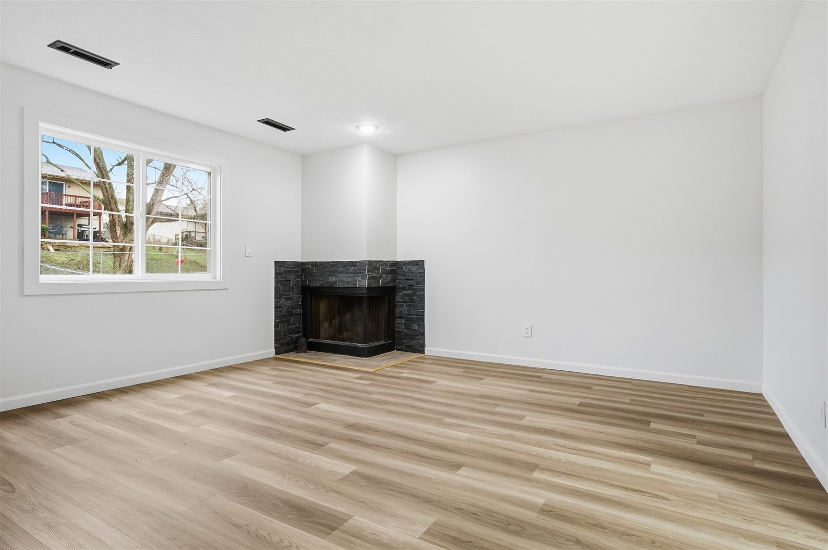 1305 Bancroft Drive, Bloomington, IL 61704