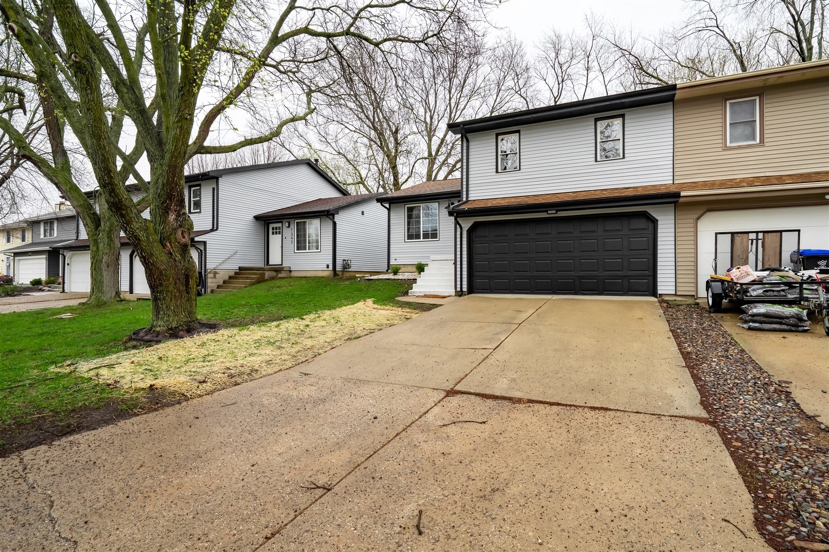 1305 Bancroft Drive, Bloomington, IL 61704