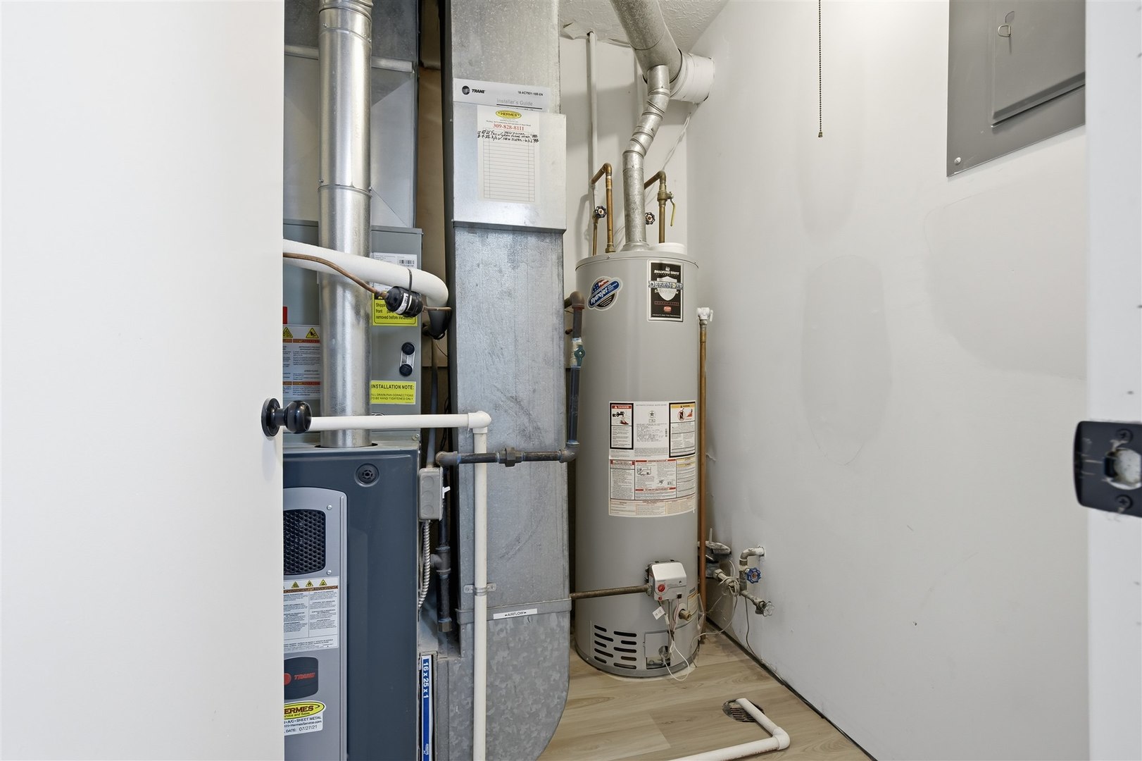 1305 Bancroft Drive, Bloomington, IL 61704