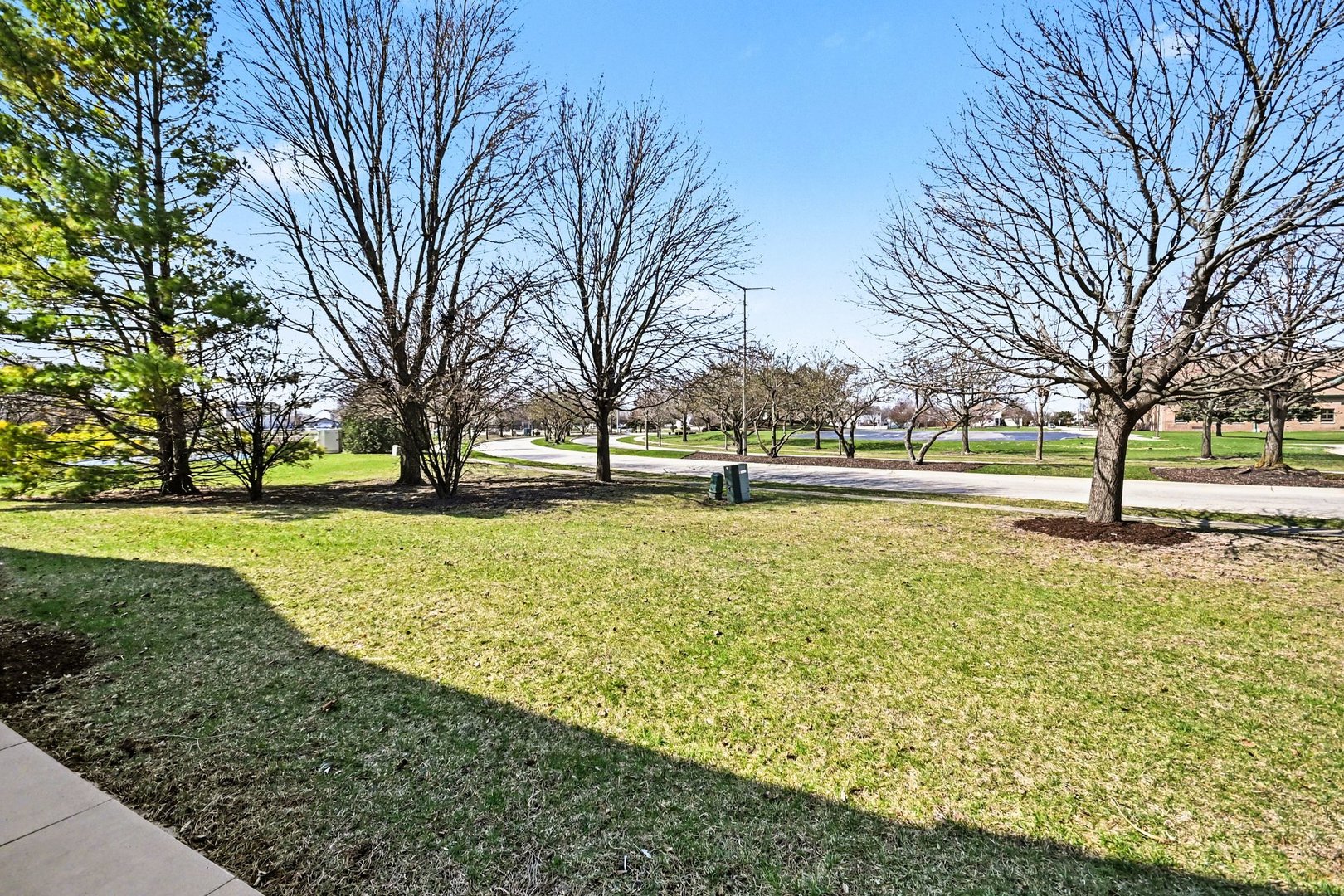 2417 Millpond Court, Plainfield, IL 60586