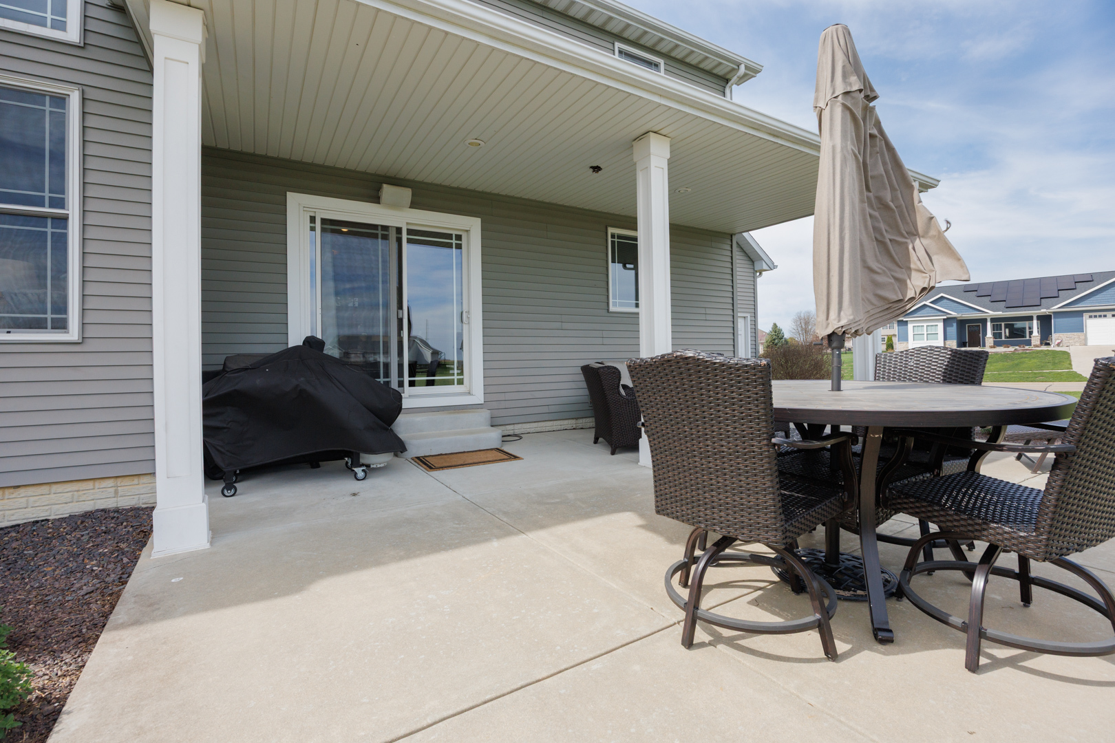 114 Mallard Way, Hudson, IL 61748