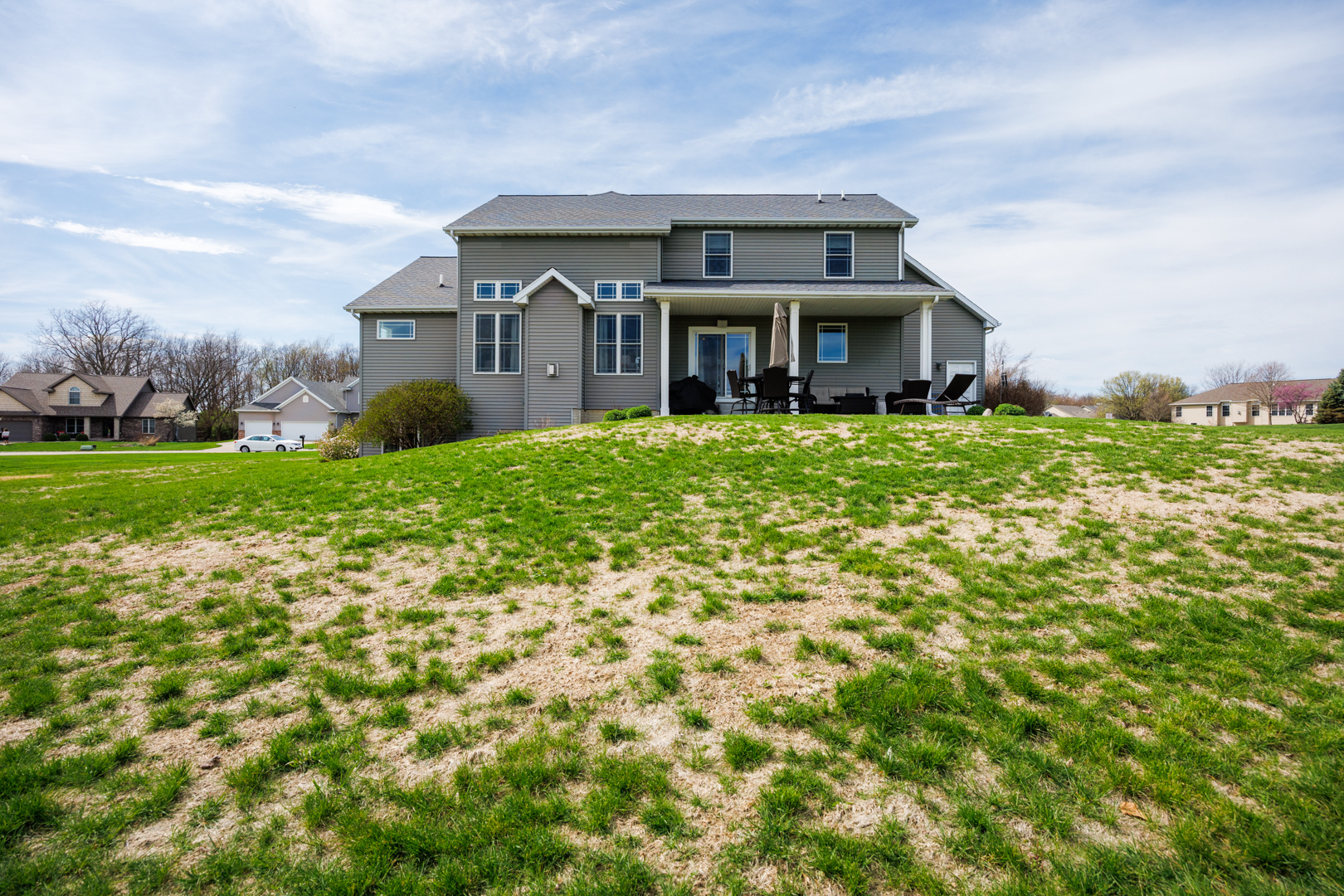 114 Mallard Way, Hudson, IL 61748