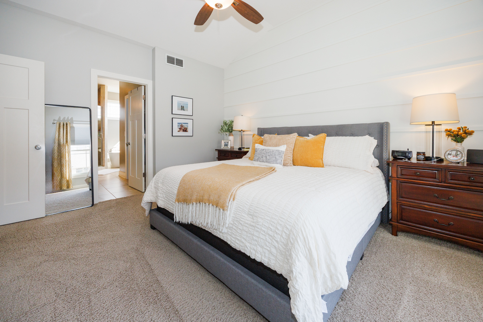 114 Mallard Way, Hudson, IL 61748