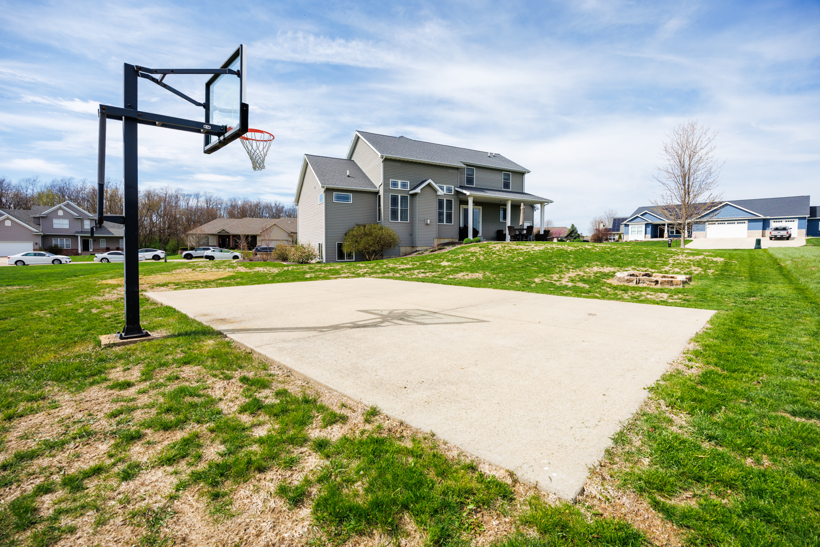 114 Mallard Way, Hudson, IL 61748