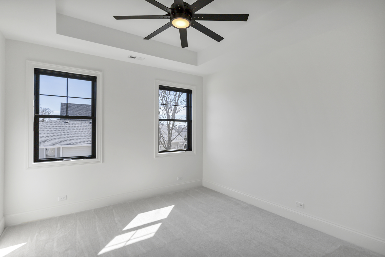 170 W Armitage Avenue, Elmhurst, IL 60126